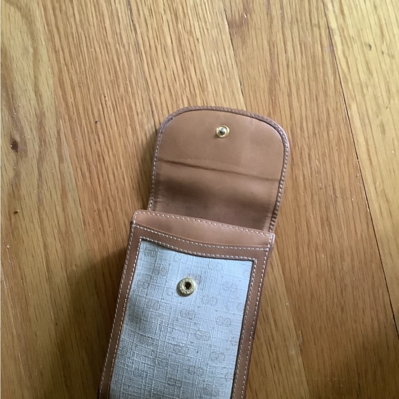 Gucci Beige and Brown Accessory Case - Picture 2 of 4